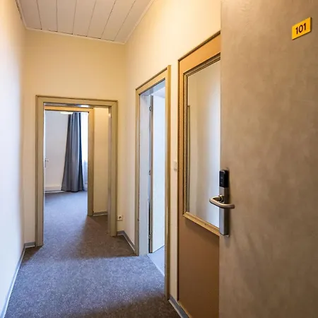 - Self-check-in 3* Zeltweg