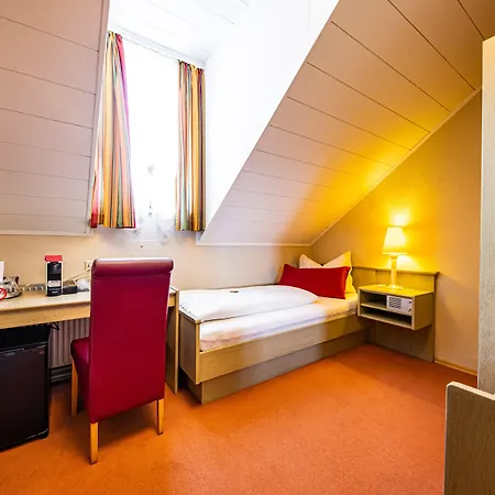 - Self-check-in 3* Цельтвег