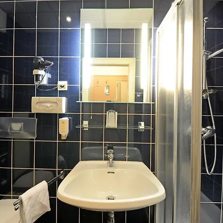 - Self-check-in Hotel Zeltweg