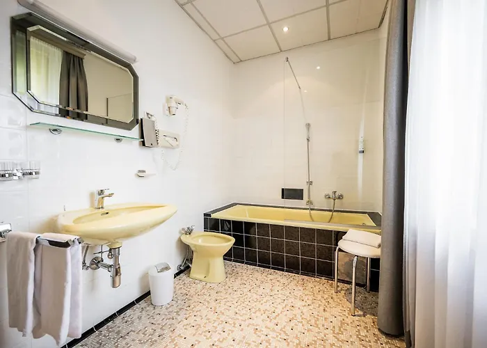 - Self-check-in فندق زيلتويج