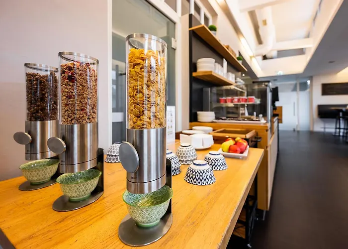 - Self-check-in فندق زيلتويج